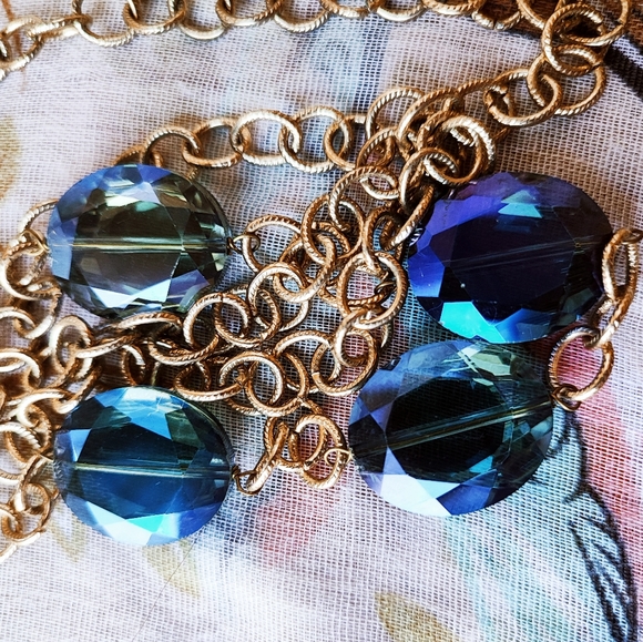 Midnight Blue Iridescent Oil Slick Faceted Glass Crystal Gold Tone Triple Strand - Picture 6 of 10